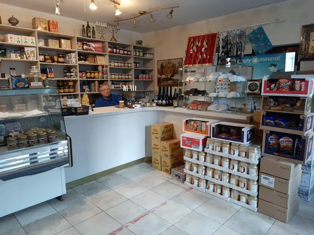 Warsaw kosher grocery store