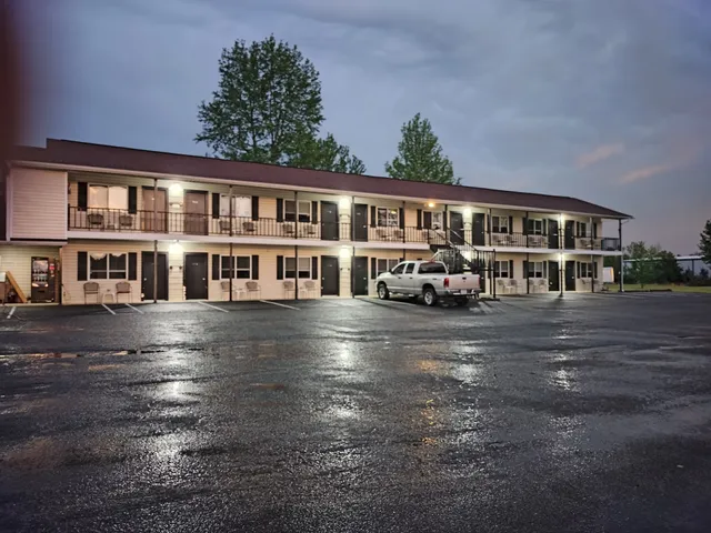 The Klassic Inn