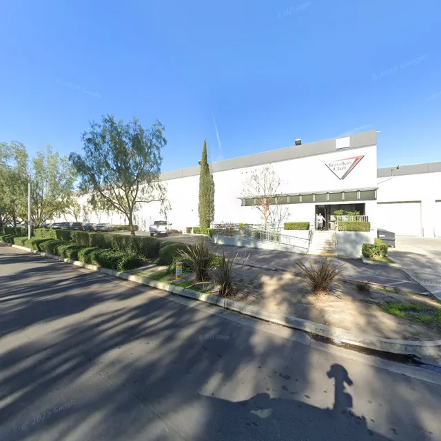 Travelers Club Luggage Inc