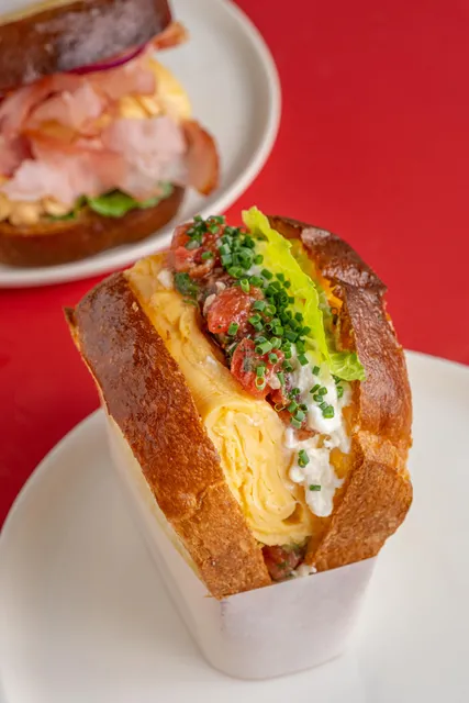 Алёнка + Товарищество