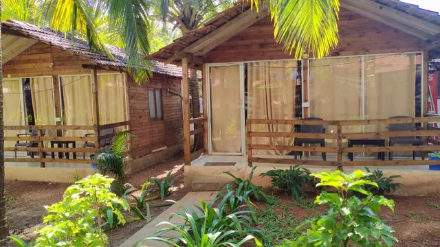 La Marine Morjim Beach Cottages