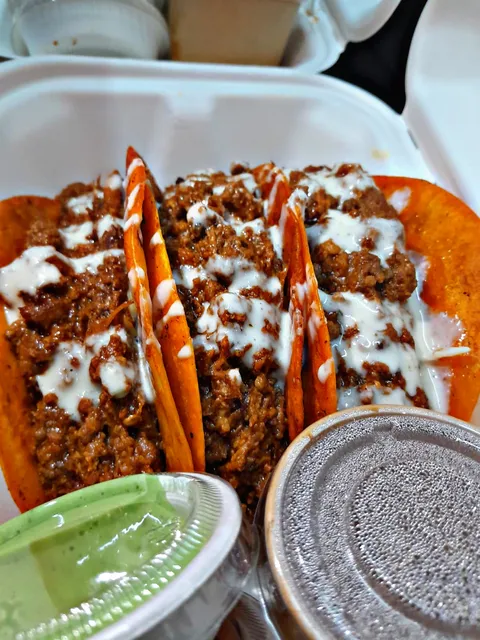 Delideli aruba foodtruck