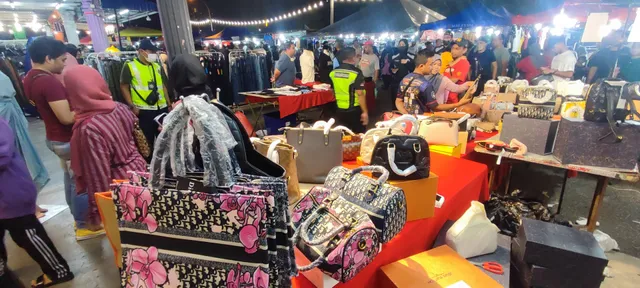 Pasar Malam Uptown Bandar Perda