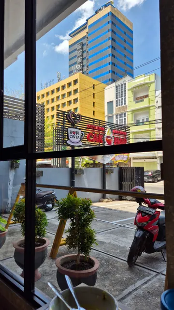 Kopi Cinta & Soto Ayam Lamongan Cak Har