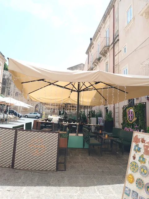 Mokrito - Piazza San Rocco | Siracusa