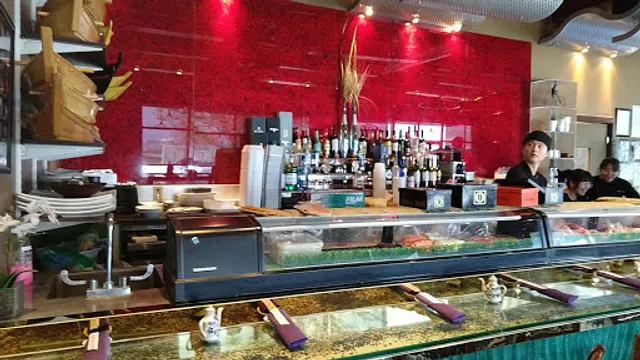 Yum Asian Fusion Cuisine and Sushi