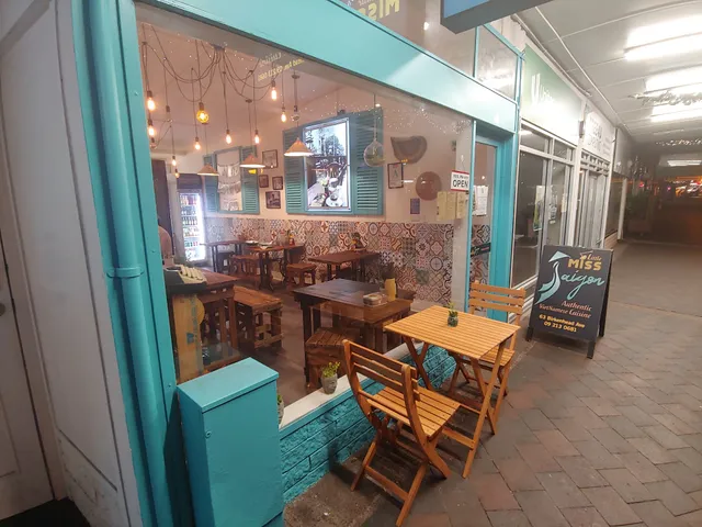 Little Miss Saigon (VN Express)