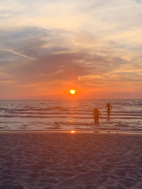 A Tiny Beaches Getaway