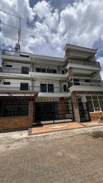 Teddy’s Kostel (Kost & Guest House)