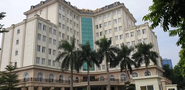 Sky hotel hanoi