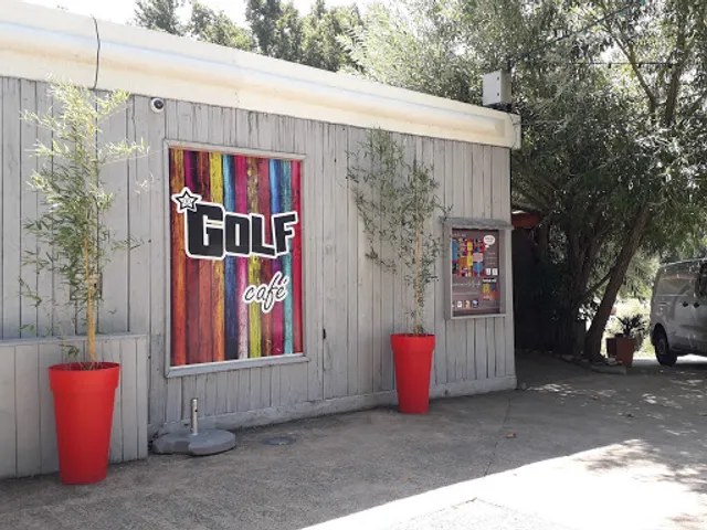 Golf Café