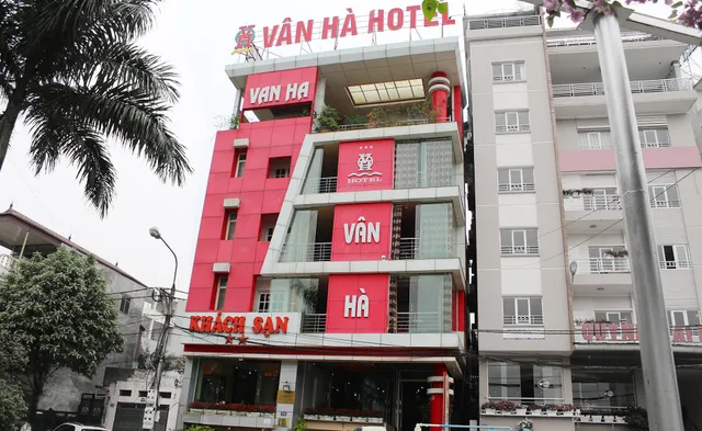 Khách Sạn Vân Hà