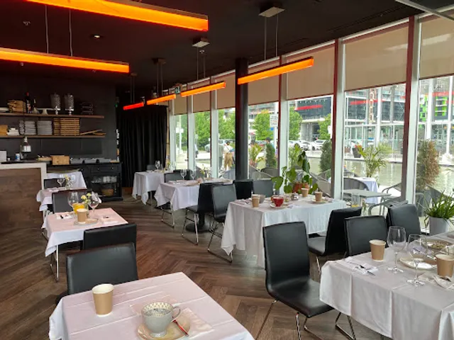 Terre Rouge Restaurant