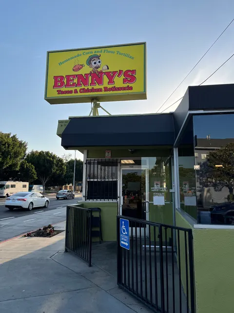 Benny's Tacos & Rotisserie Chicken in Westchester