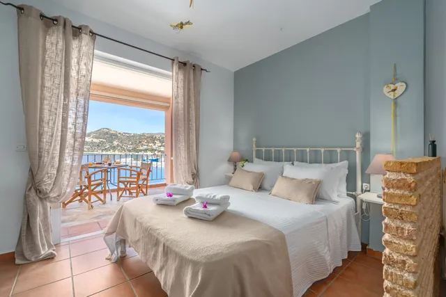 Niovi | Seaview Apartments