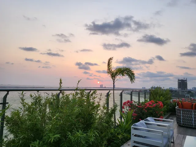 The View Rooftop Lounge