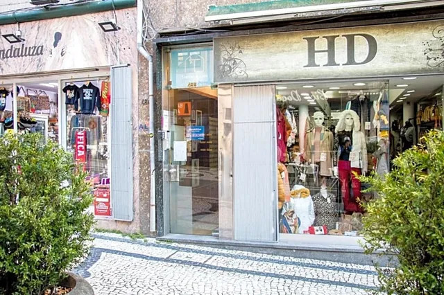 travel & live porto hostel