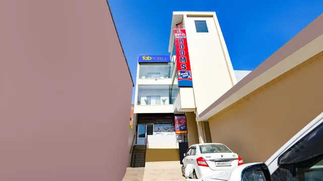 FabHotel Mountain Inn