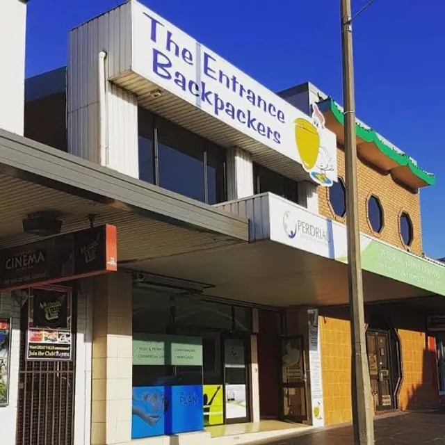 The Entrance Backpackers