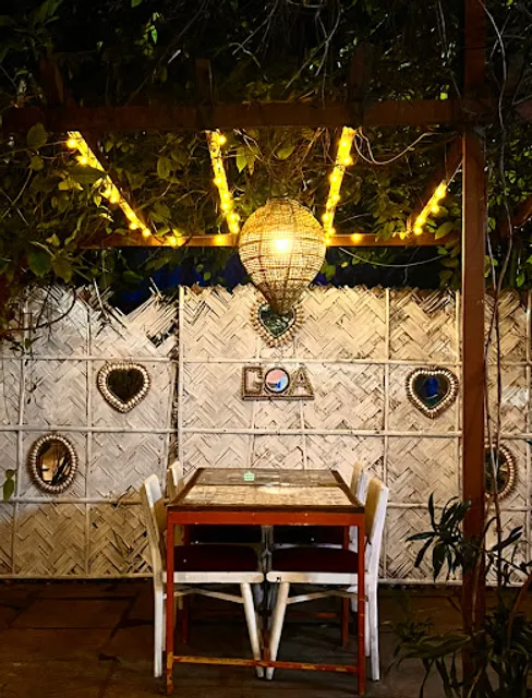 Relish - Dining & Bar