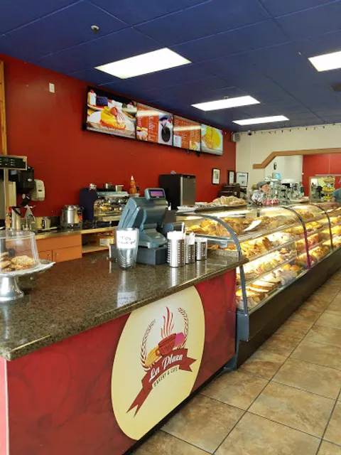 La Plaza Bakery & Cafe