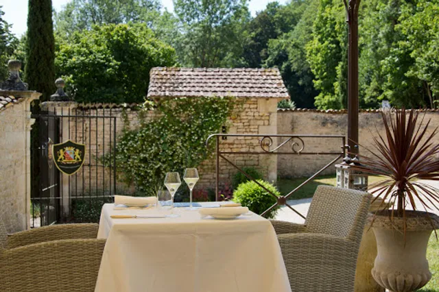 Le Logis Restaurant - Younan Collection