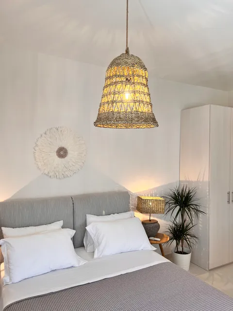 Fays luxury apartments by the sea