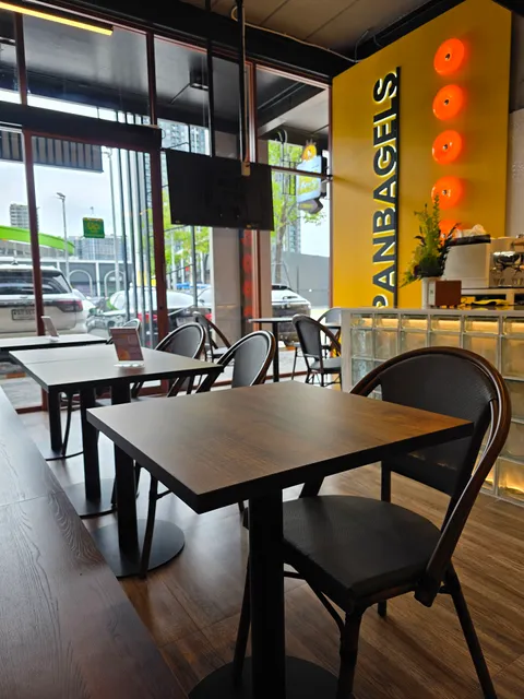 Pan Bagels (แพน เบเกิลส์) แจ้งวัฒนะ