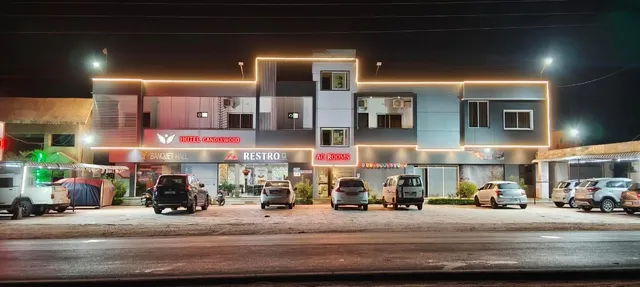 Hotel Candlewood (Bar & Restro)