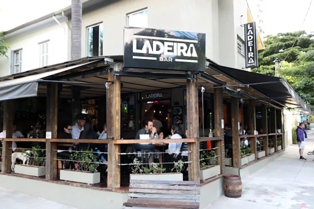 Ladeira Bar