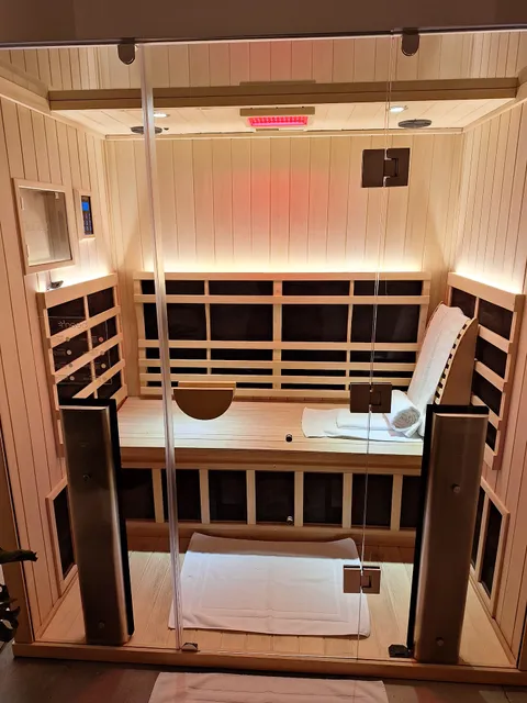 beem® Light Sauna - Atlanta Glenwood