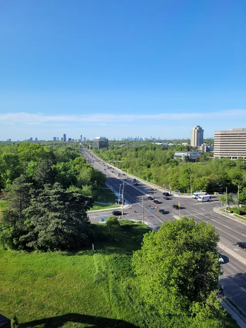 Don Mills TTC Passenger Pick-Up