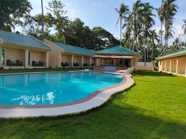 Coco Cabana Apartelle