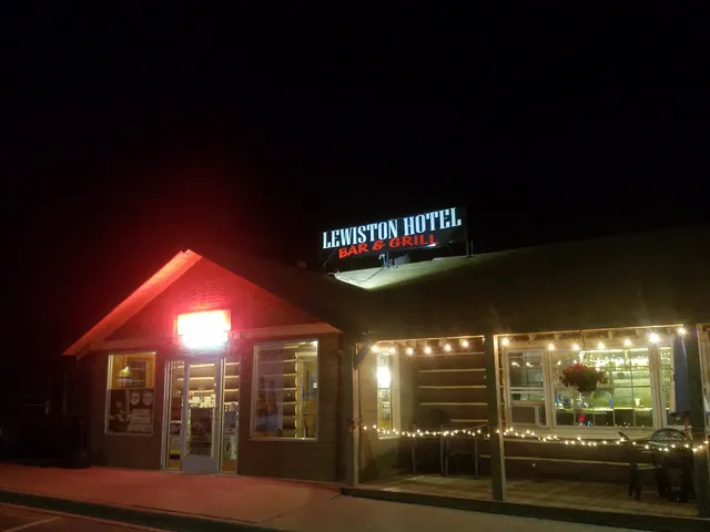 Lewiston Hotel Bar and Grill