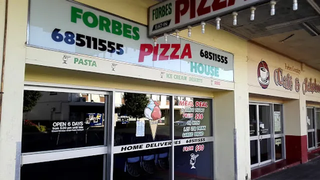 Forbes Pizza House