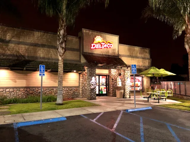 Del Taco