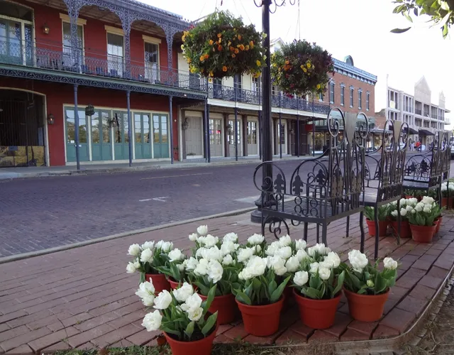 Natchitoches Convention & Visitors Bureau