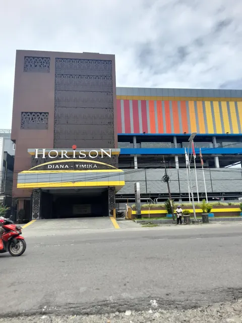 Horison Diana Timika