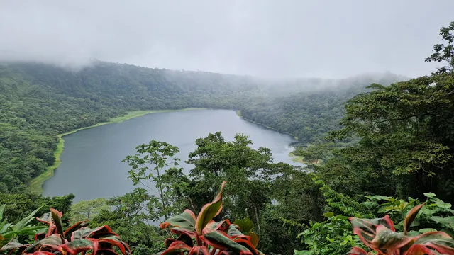 Restaurante Típico Laguna de Hule