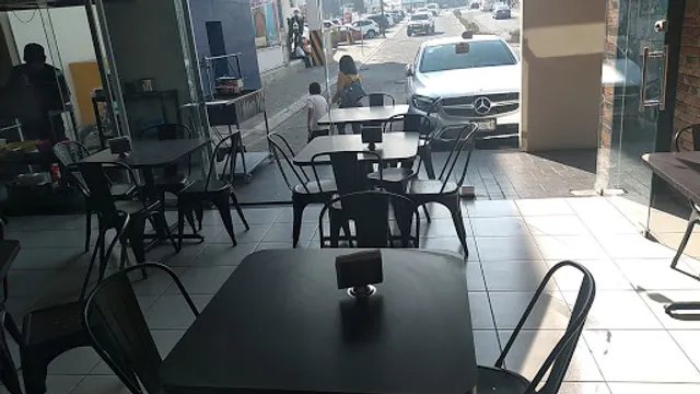 Carbón Activo - Taquería de Asada