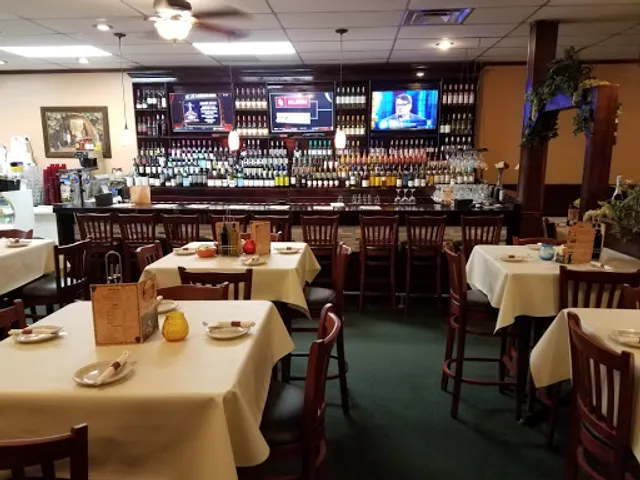 Venezia Italian Ristorante, Authentic Dining & Cocktails