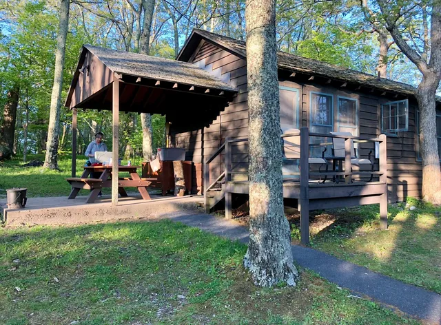 Lewis Mountain Cabins