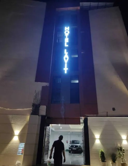 Lavit Hotel