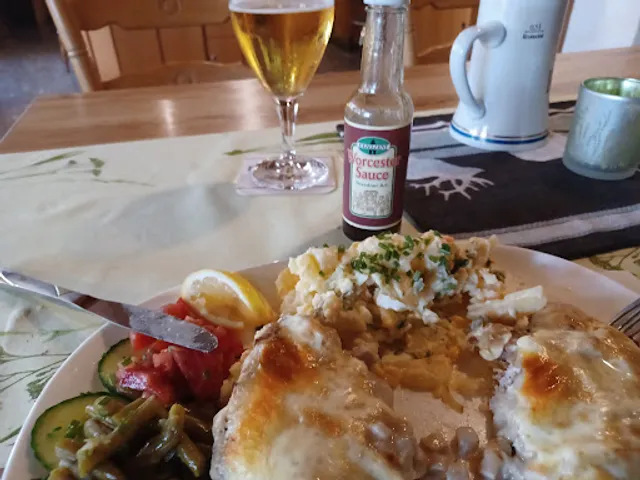 Gaststätte "Haus Erhardt" - Heike Lützenkirchen