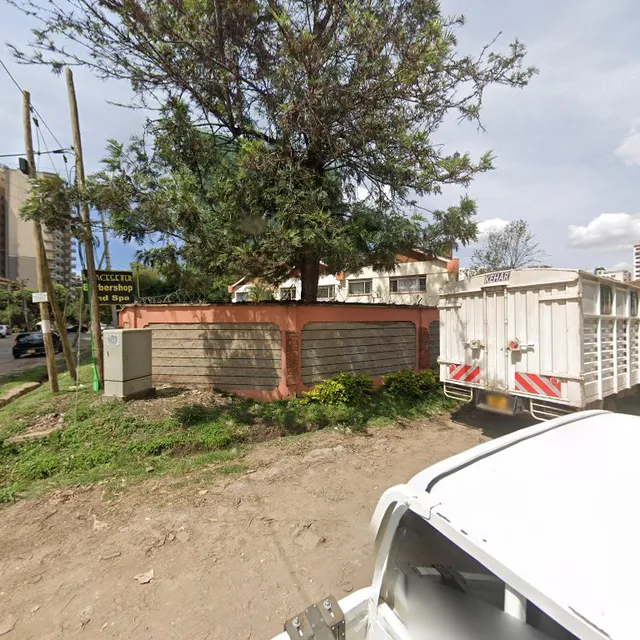 Eze Restaurant & Lounge