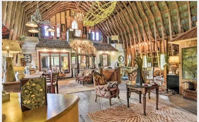 Chinaberry Farm and Barnstay