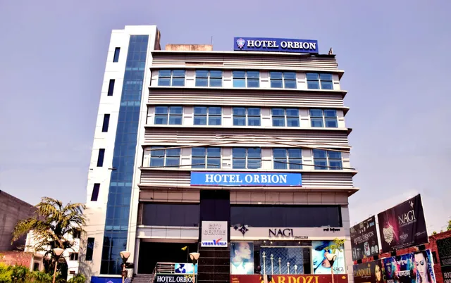 Hotel Orbion Mall Road