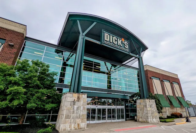 DICK'S Sporting Goods