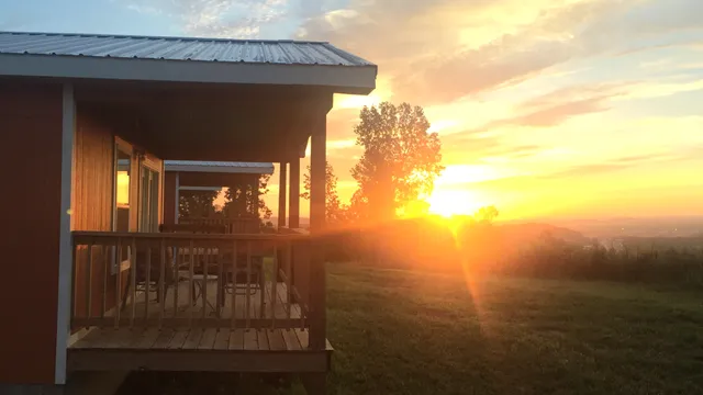 Mountain Top Retreat Cabin Rentals RV Park