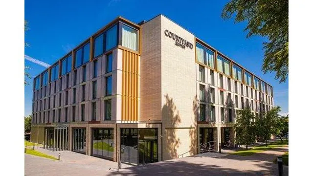 Courtyard by Marriott Edinburgh West